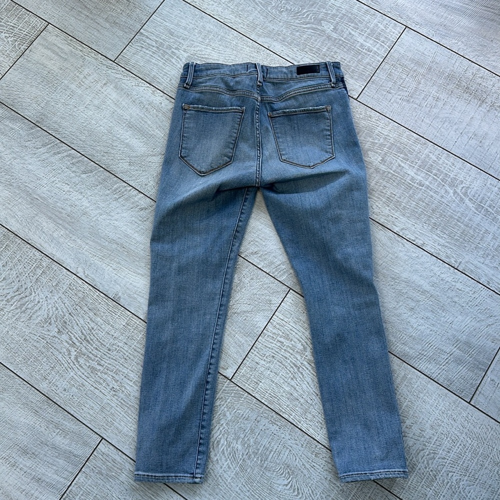 Abercrombie & Fitch Women's Skinny Jeans - Light Blue Distressed - Picture 3 of 6